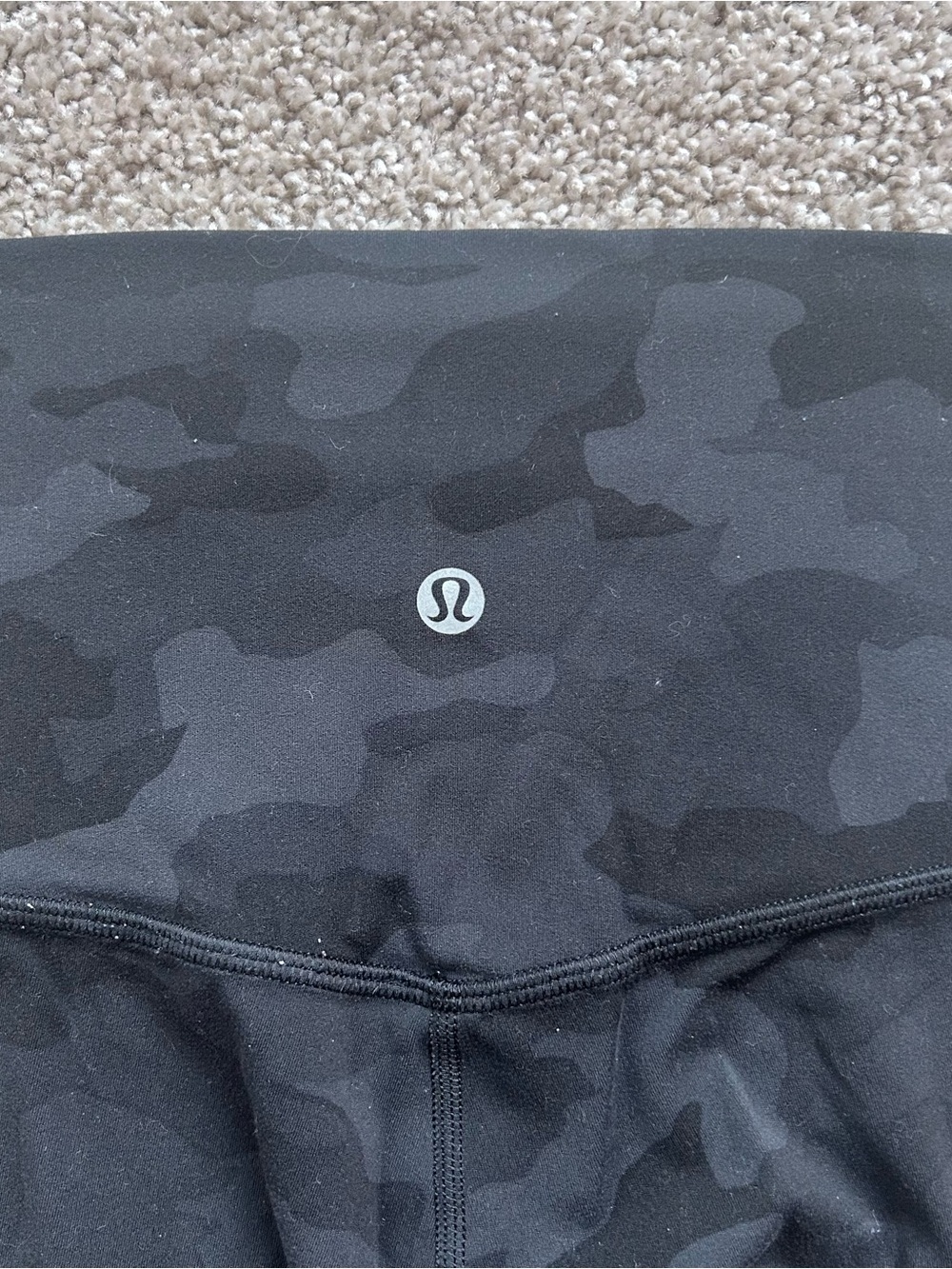 Lululemon Align HR Pant 25" Heritage 365 Camo Deep Coal Multi Black Grey Size 4 - Picture 8 of 8